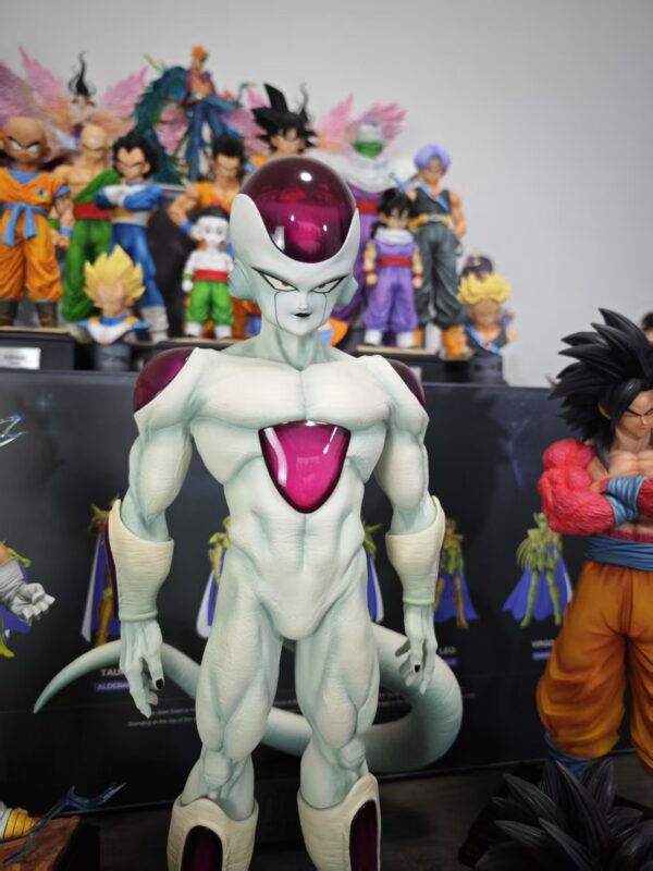 Alternative view of Recast Frieza Final Form - Whitehole Studio - 1/4 - Dragon Ball | FeiFeiisland